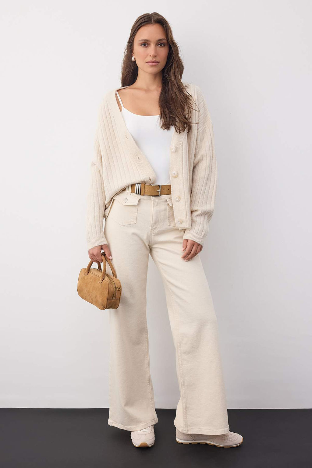 Wardrobe Essentials Tas Yumusak Dokulu Basic Genis Kal?p Triko H?rka | TWOAW26HI00119