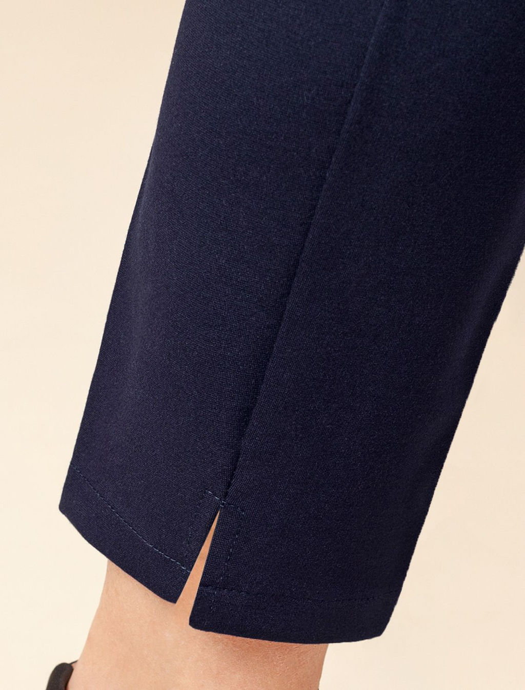 Брюки "дудочки" из плотного джерси