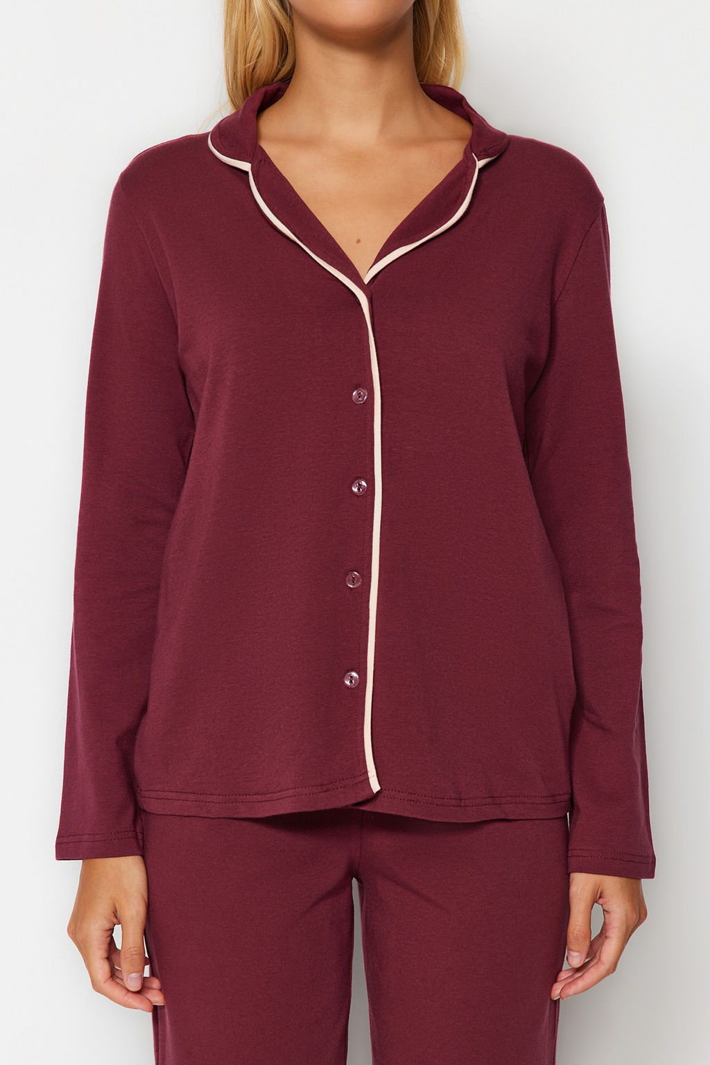 Trendyolmilla Koyu Ten Pamuklu Biye Detayl? Gomlek-Pantolon Orme Pijama Tak?m? THMAW24PT00025  фото 4