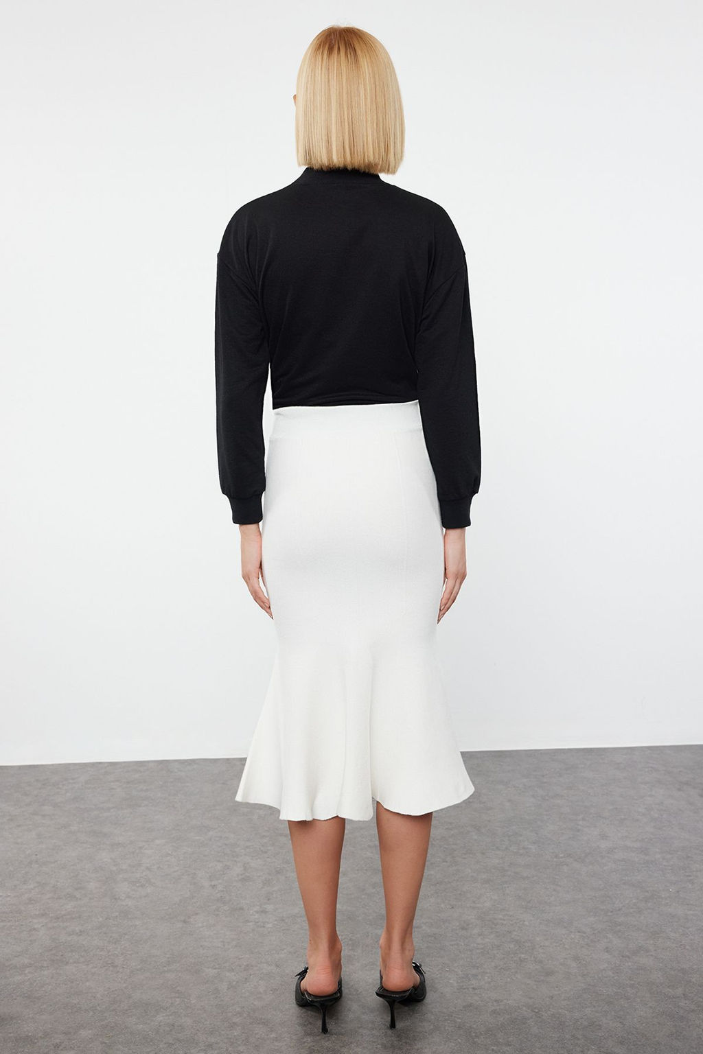 TRENDYOLMILLA Kemik Premium Iplik/Ozel Iplik Midi Boy Triko Etek TWOAW25ET00001  фото 5