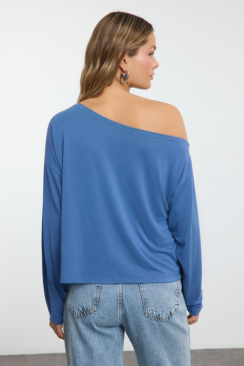 Antrasit Modall? More Sustainable Kay?k Yaka Relaxed/Rahat Kesim Orme Bluz TWOAW25BZ00282 - Trendyolmilla фото 5