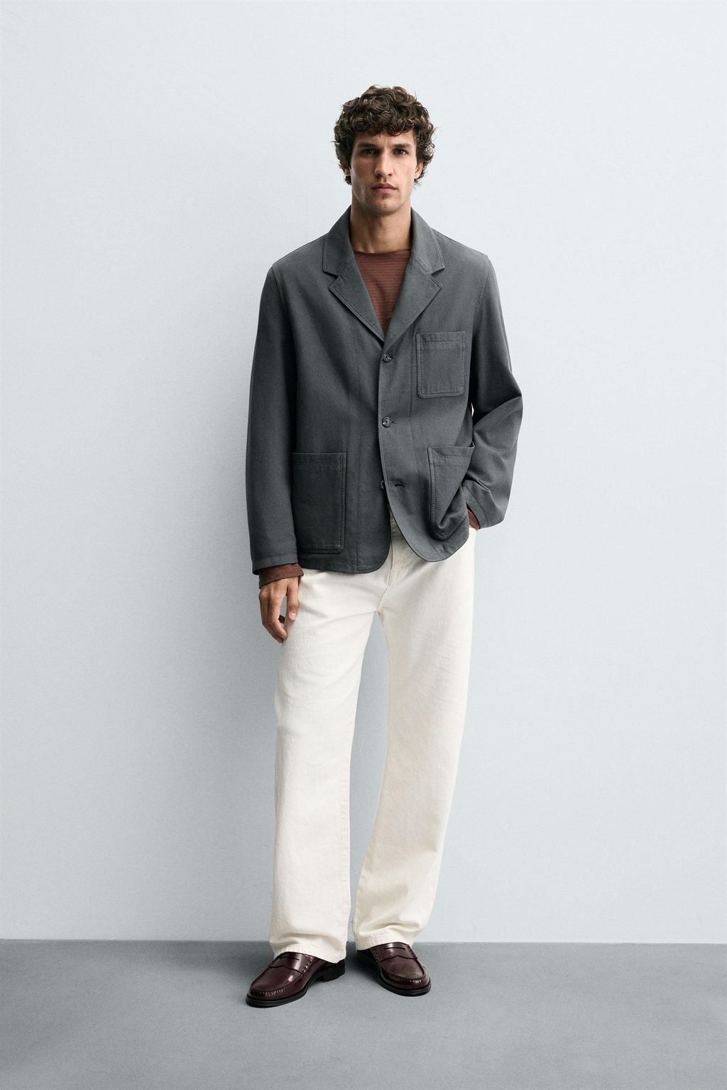 RELAXED FIT TEXTURED BLAZER