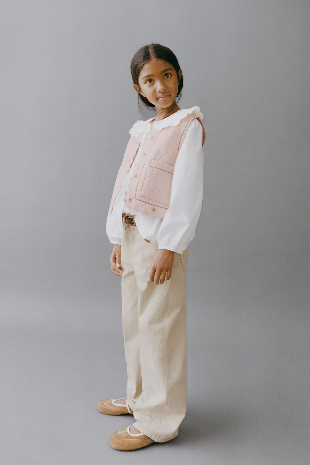 WAISTCOAT WITH EMBROIDERED FLORAL TEXTURE - Zara фото 5