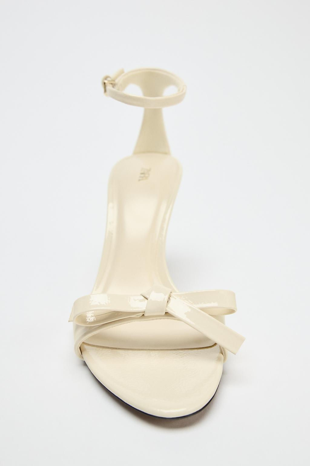 BOW HEELED SANDALS - Zara фото 4