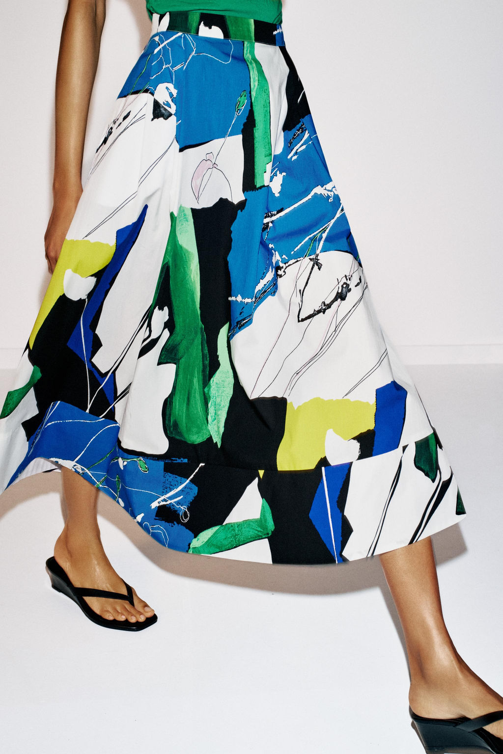 FALDA MIDI ESTAMPADA PLIEGUES / Multicolor - Zara фото 2