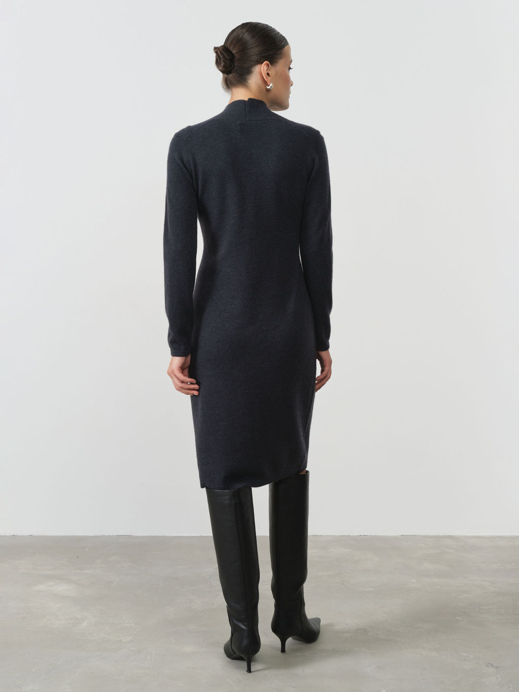 Платье из кашемира 13123 чернильное