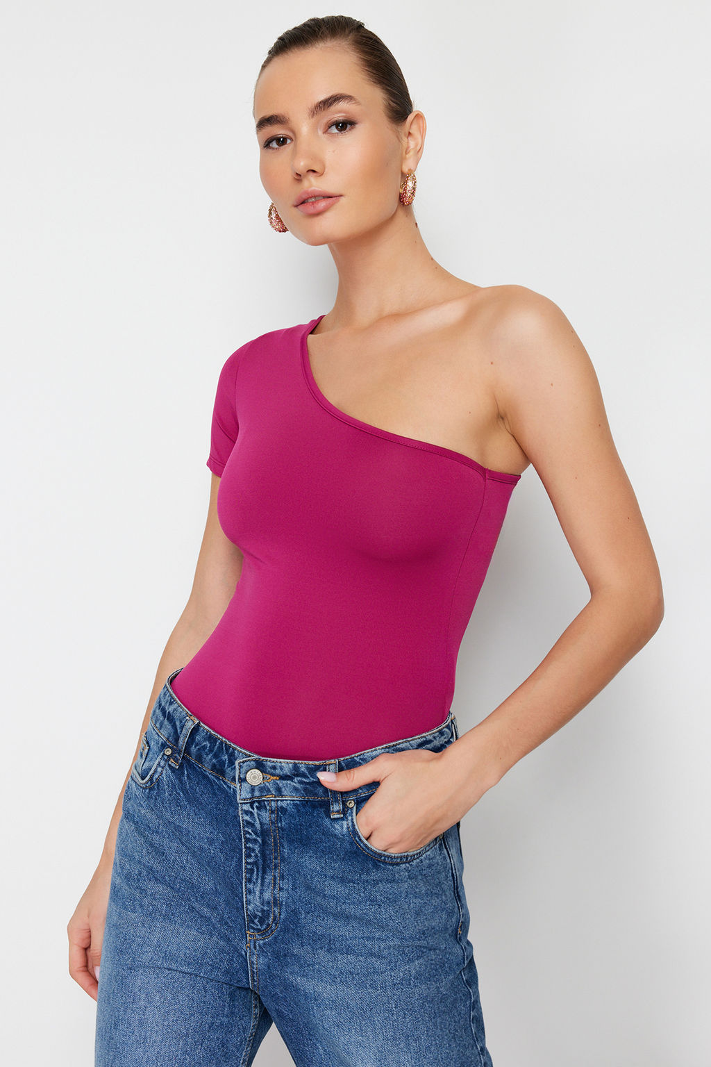 Fusya Fitted/Vucuda Oturan Asimetrik Yaka Tek Kol C?tc?tl? Esnek Orme Body TWOSS24BD00028 - Trendyolmilla фото 2