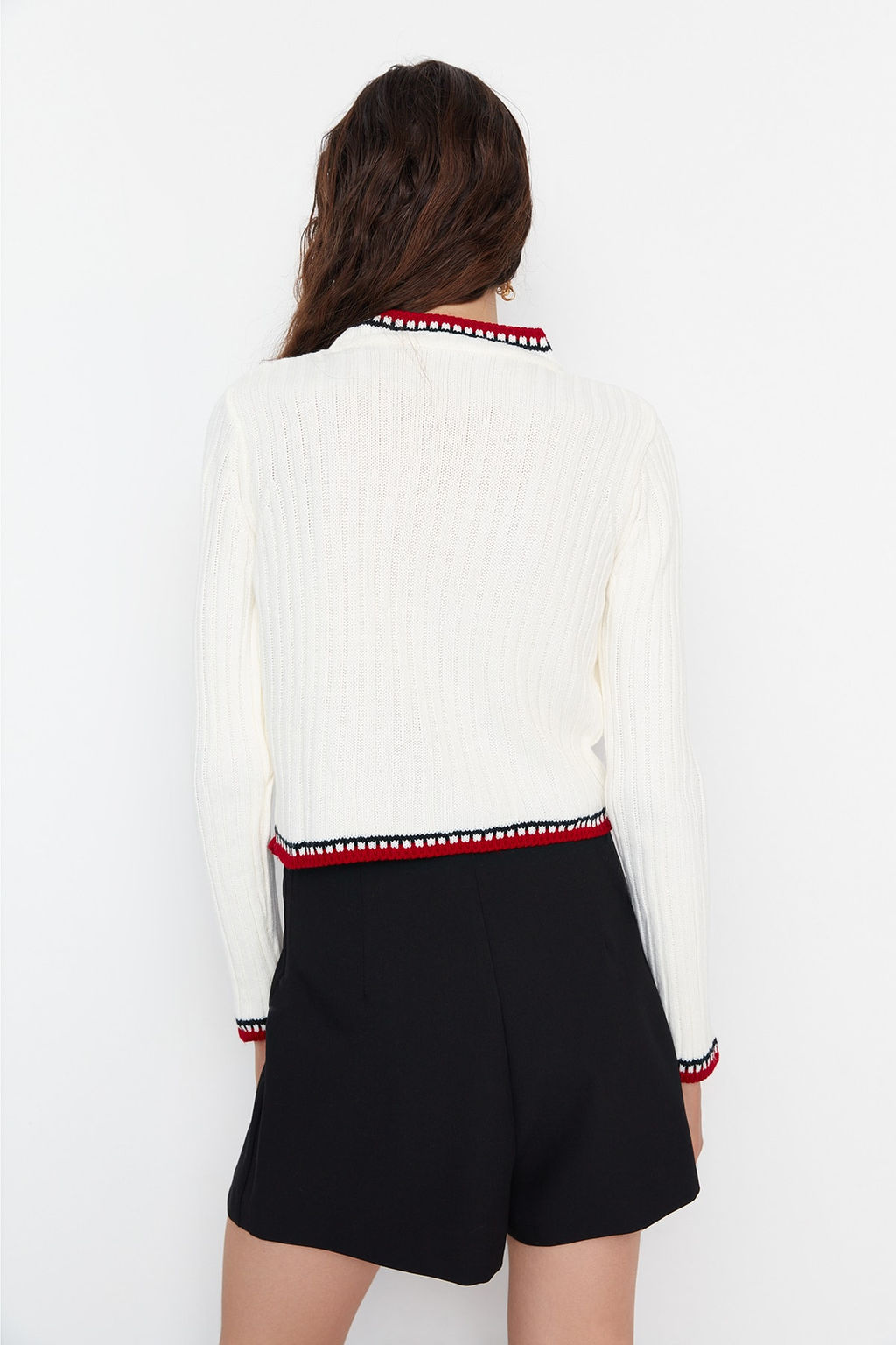 Ekru Crop Renk Bloklu Ceket Gorunumlu Triko H?rka TWOAW23HI00550