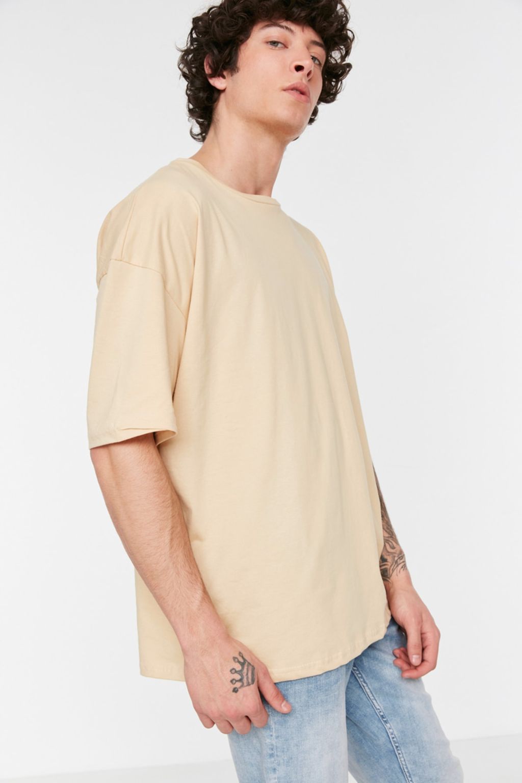 Bej Oversize/Genis Kesim %100 T-Shirt TMNSS22TS0318