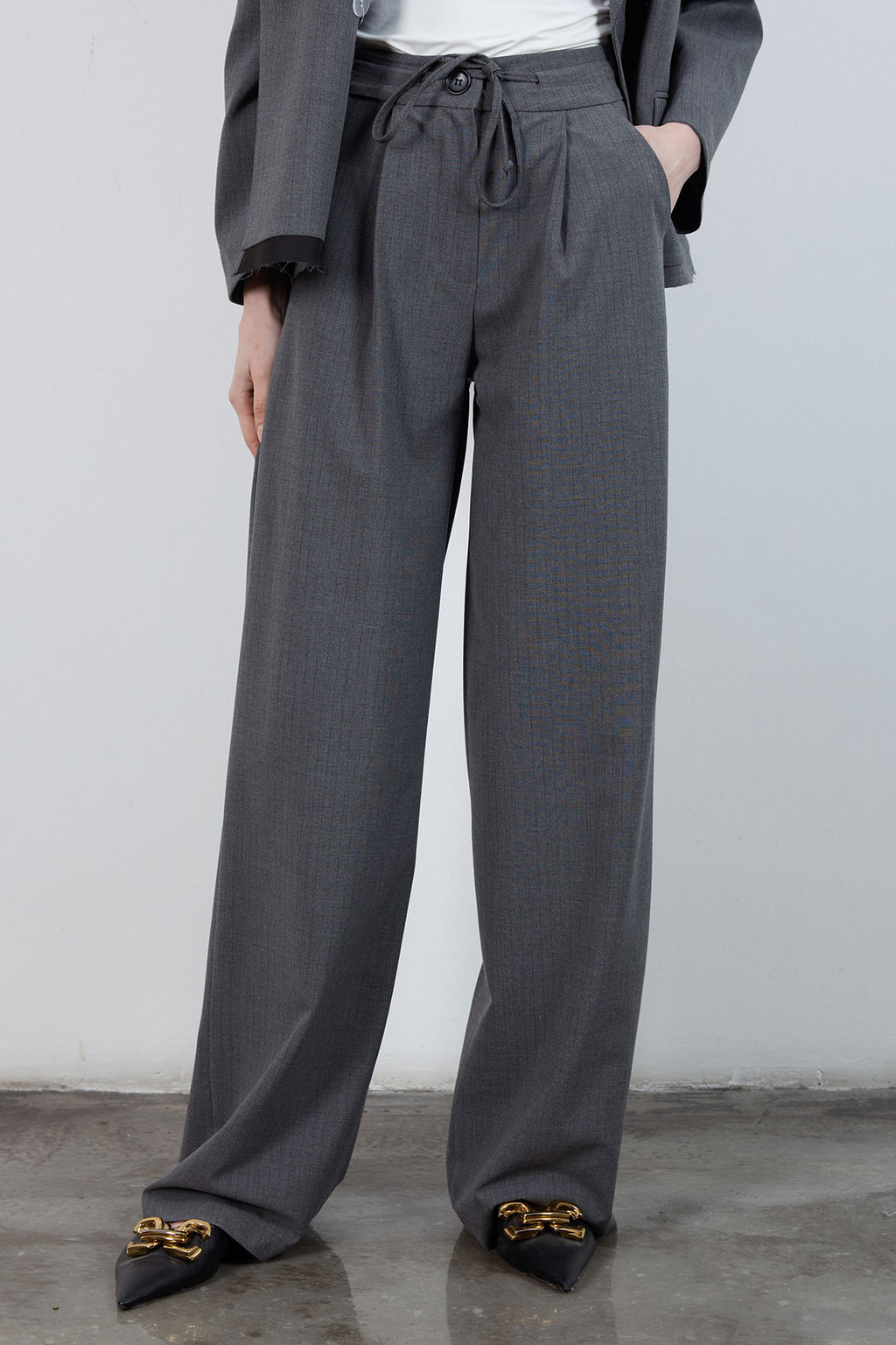 Antrasit Kemerli Cizgili Wide Leg/Genis Paca Pantolon TWOAW26PL00110