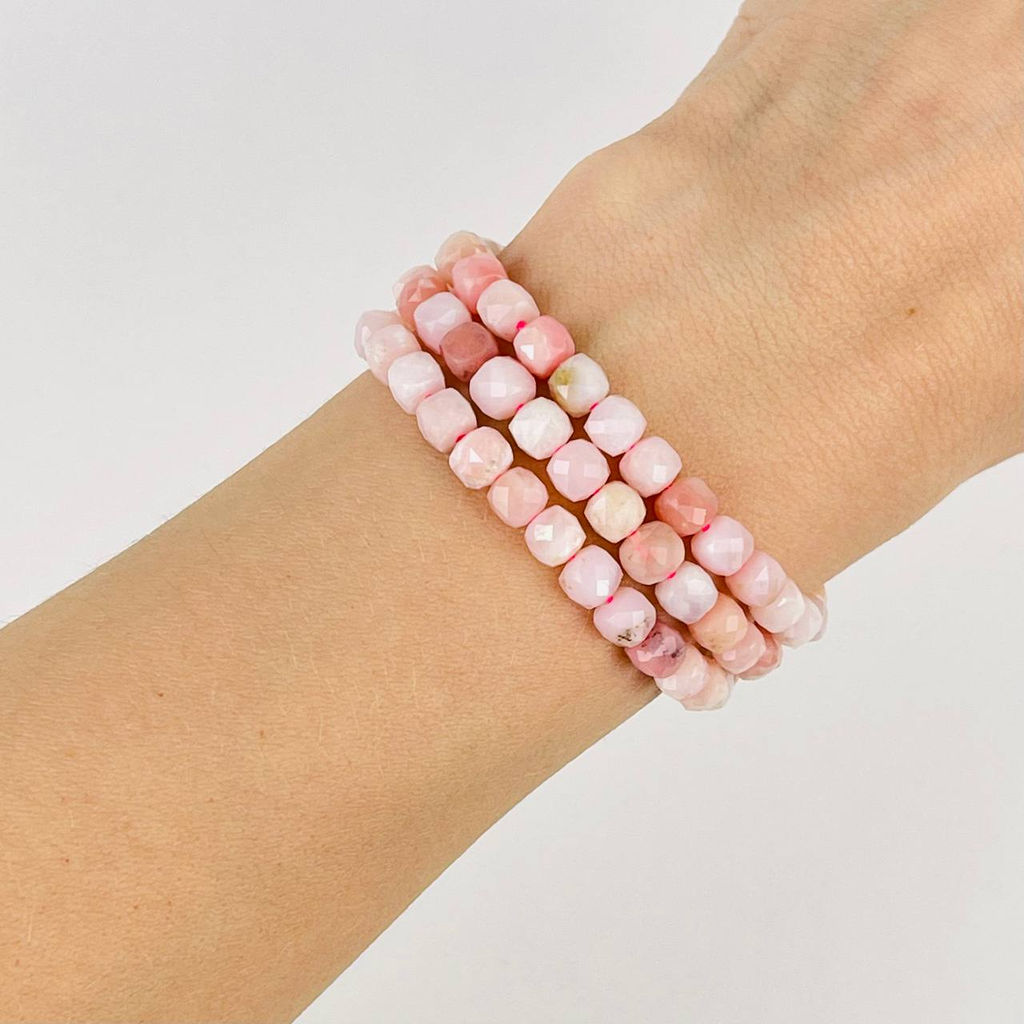 Бусины для украшений из розового Опала (76 бусин) 39 см