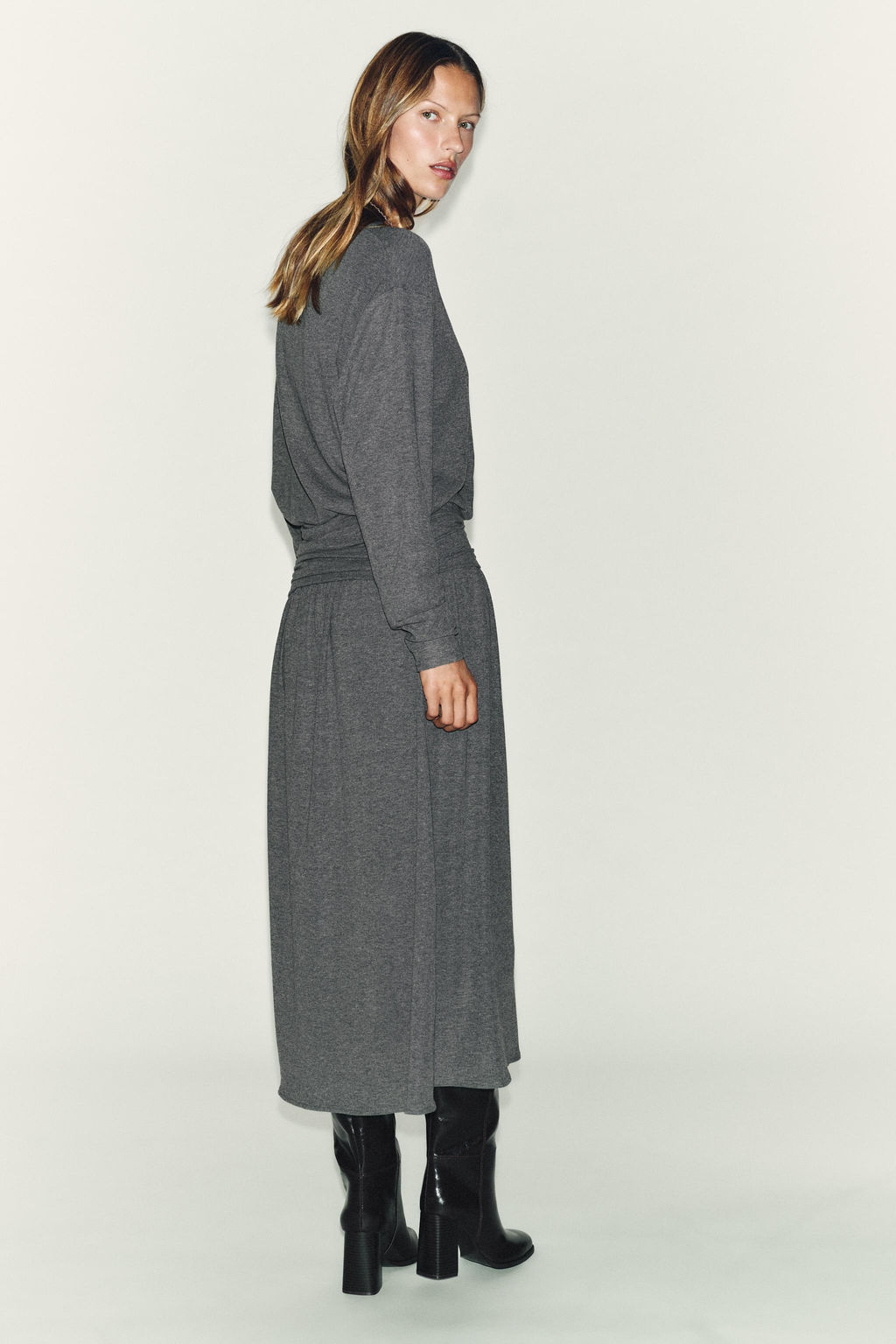 SOFT DRESS WITH WAISTBAND