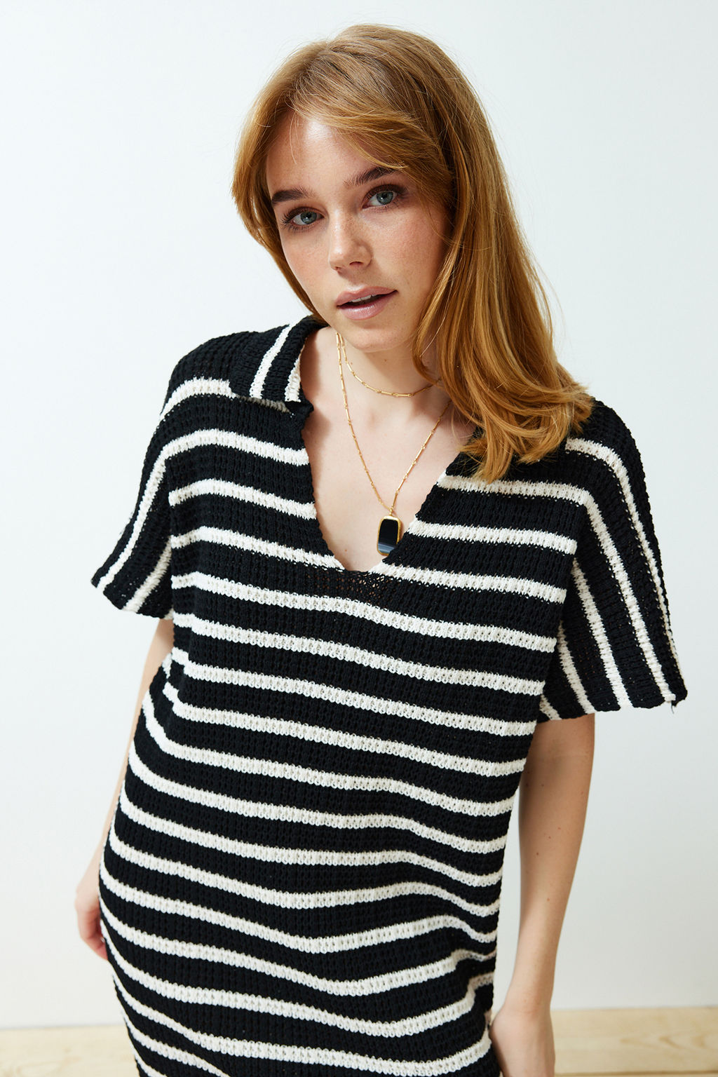 Siyah Mini Cizgili Polo Yaka Elbise TWOSS24EL00824 - Trendyolmilla фото 3