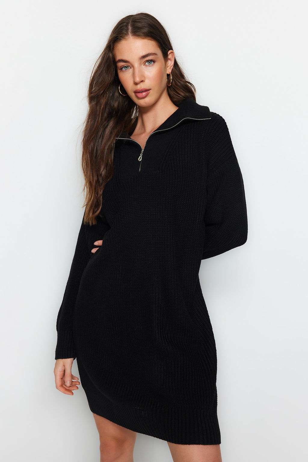 TRENDYOLMILLA Tas Mini Triko Fermuarl? Elbise TWOAW24EL00062  фото 10