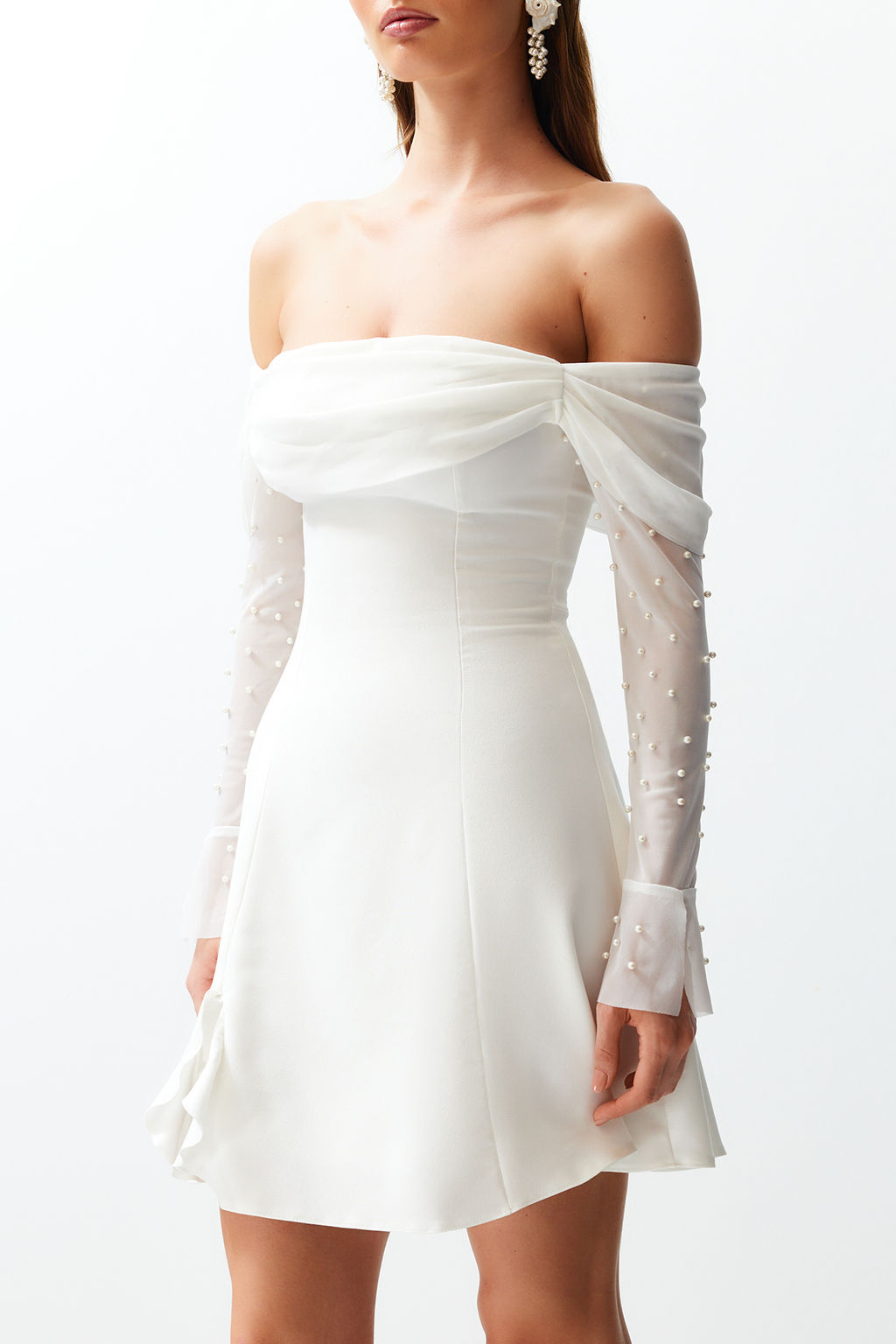 TRENDYOLMILLA Bridal Beyaz A-Kesim Astarl? Dokuma K?sa Dugun/Nikah S?k Abiye Elbise TPRSS24EL00117