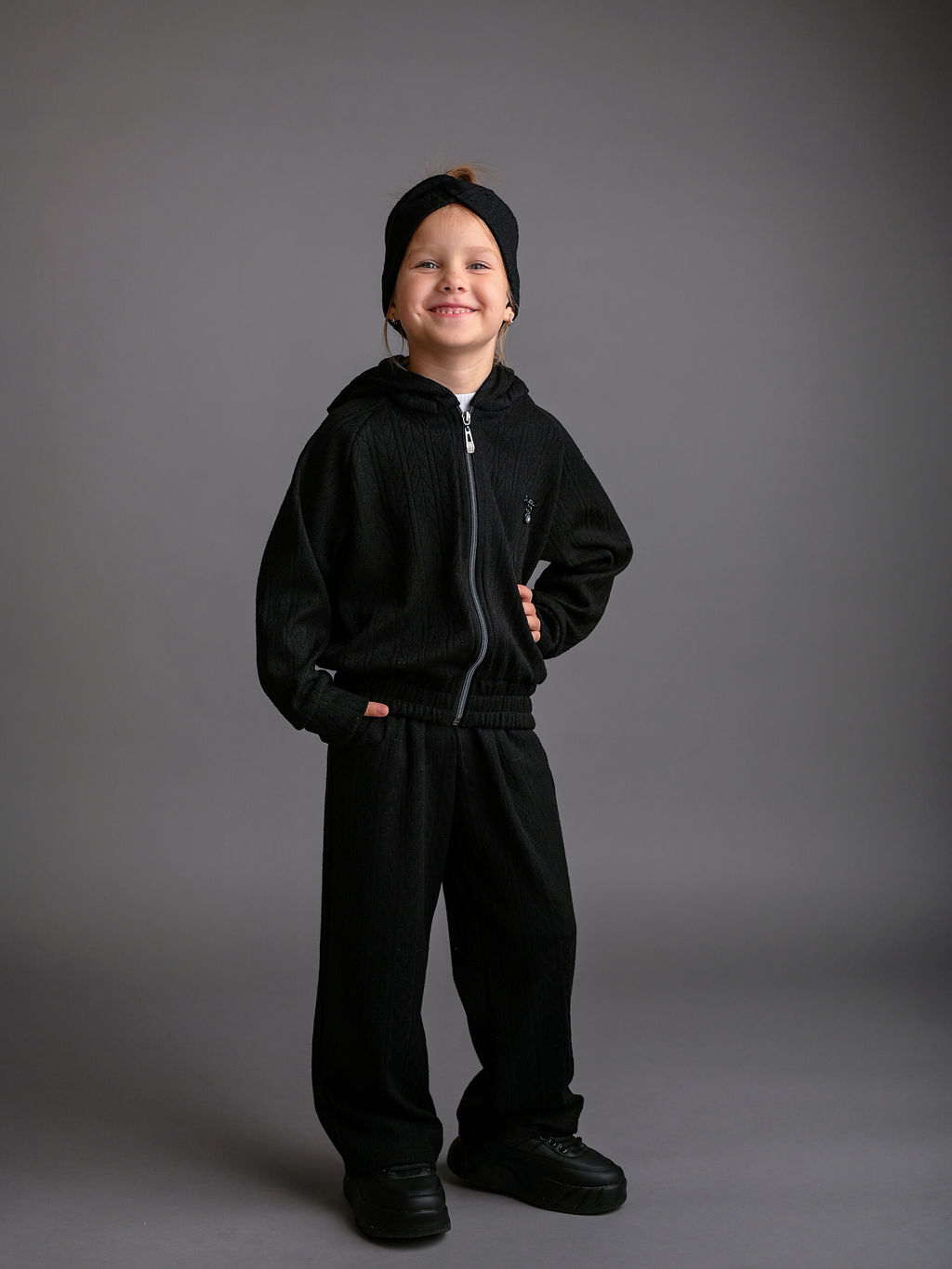 Костюм вязаный ЦВЕТ: ЧЕРНЫЙ