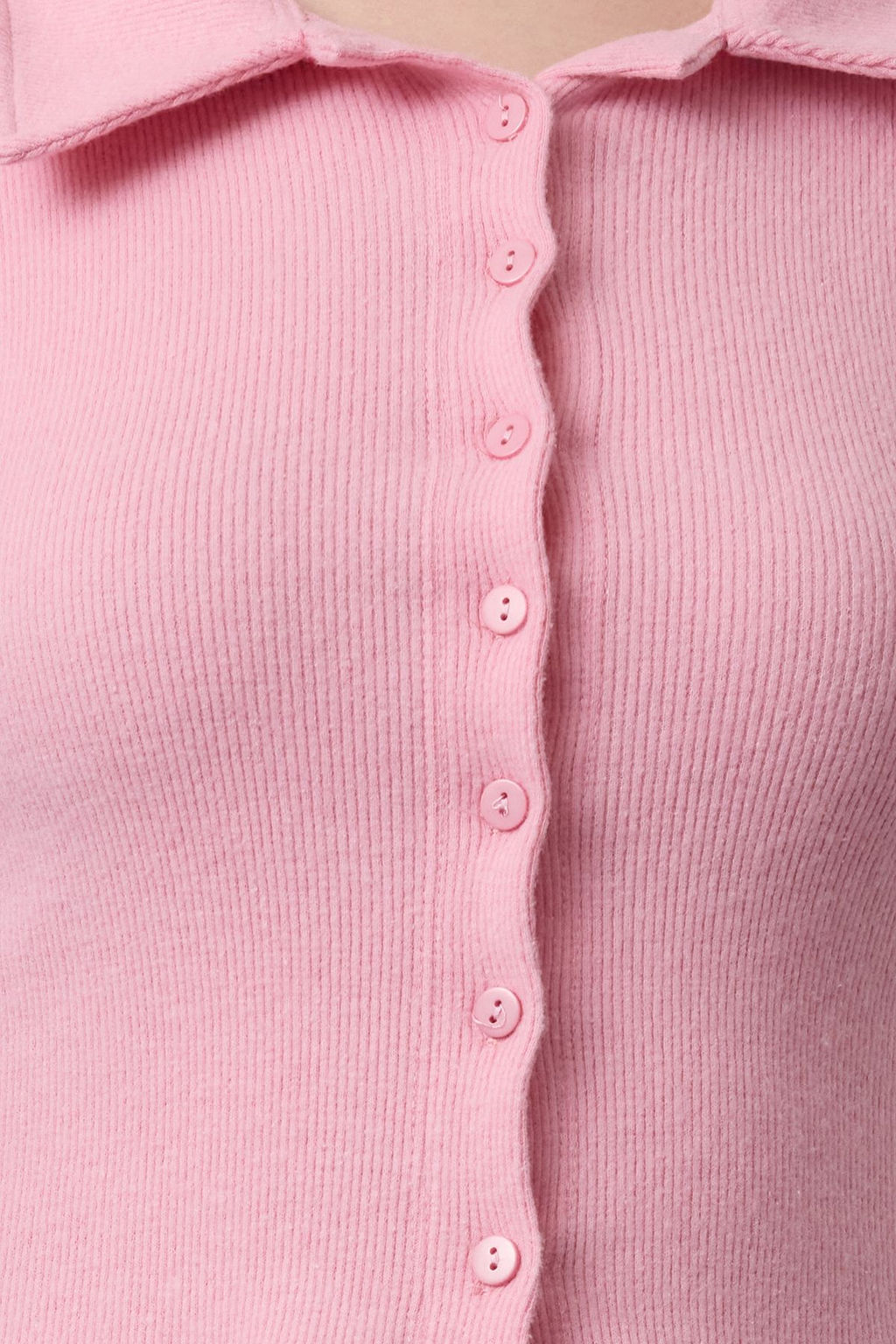 Pembe Dugme Detayl? Vucuda Oturan Crop Polo Yaka Fitilli Esnek Orme Bluz TWOAW22BZ0522