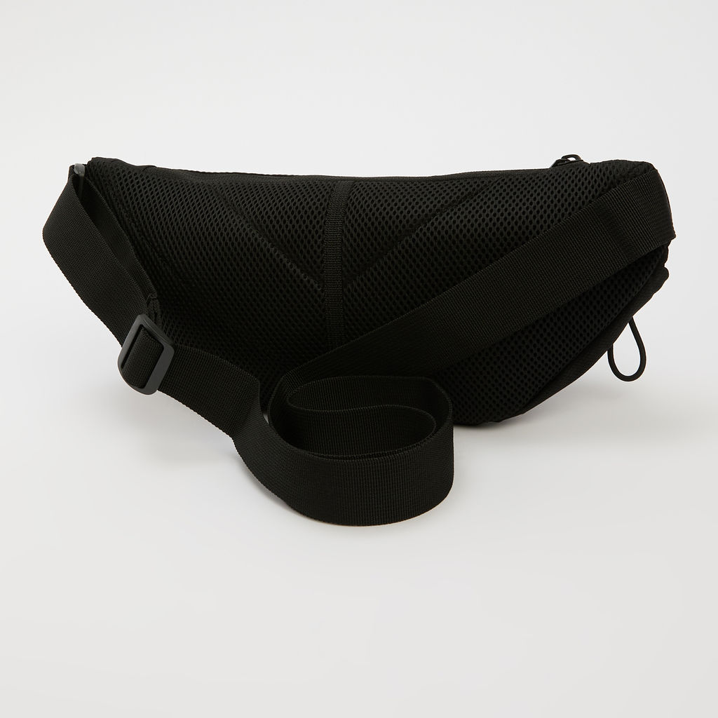 Поясная сумка PUMA PUMA TECH Waistbag Артикул 4189638, черный