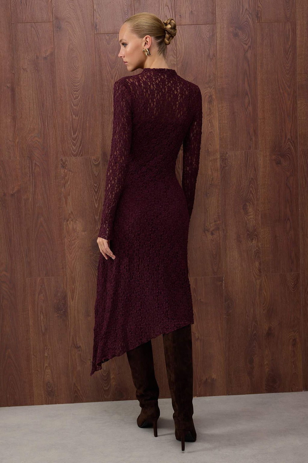 Ozel Koleksiyon Murdum Duz Asimetrik Bodycon/Vucuda Oturan Maxi Orme Dantel Elbise TWOAW26EL00057