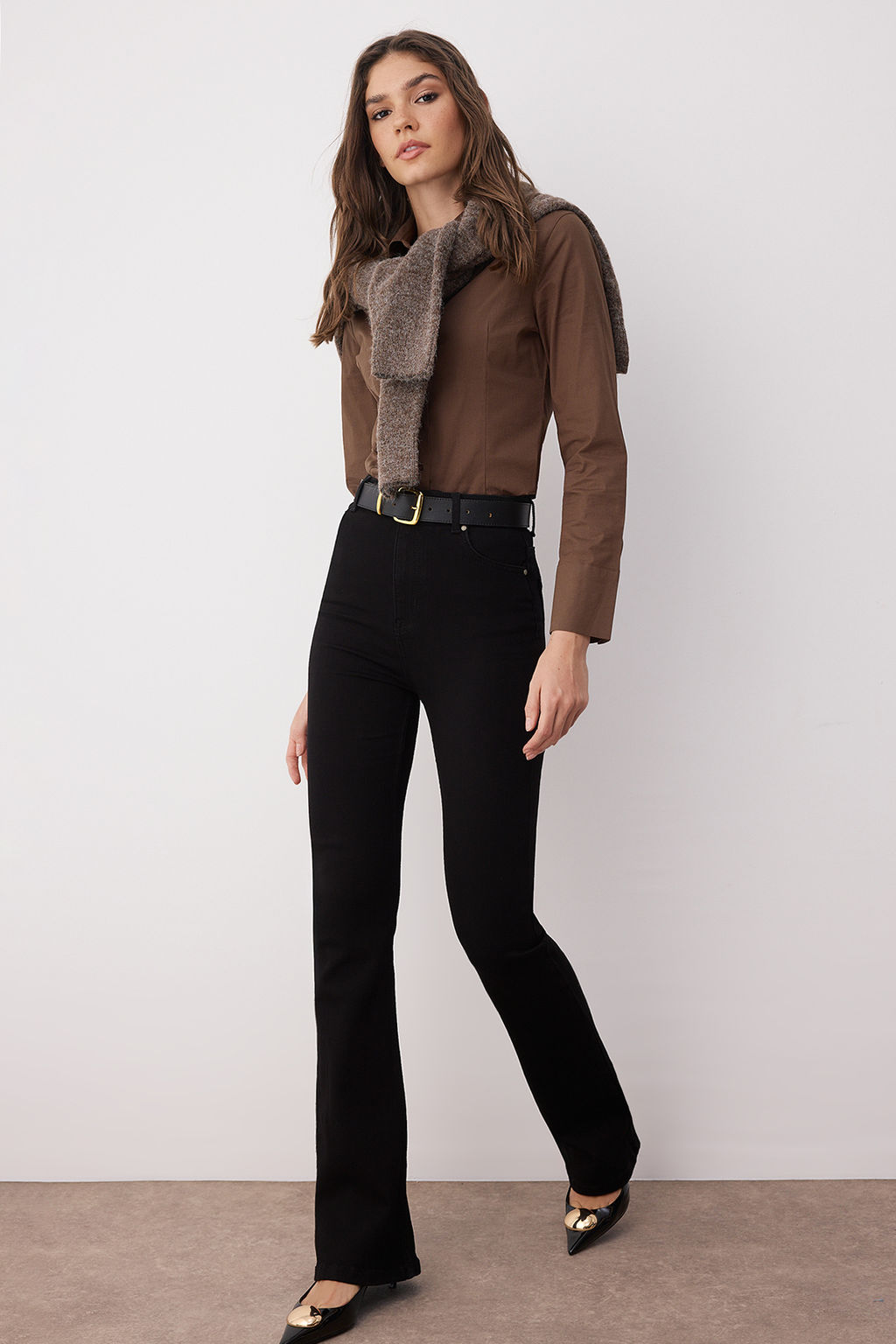 Koyu Mavi Yuksek Bel Flare Jeans TWOSS25JE00052 - Trendyolmilla фото 6