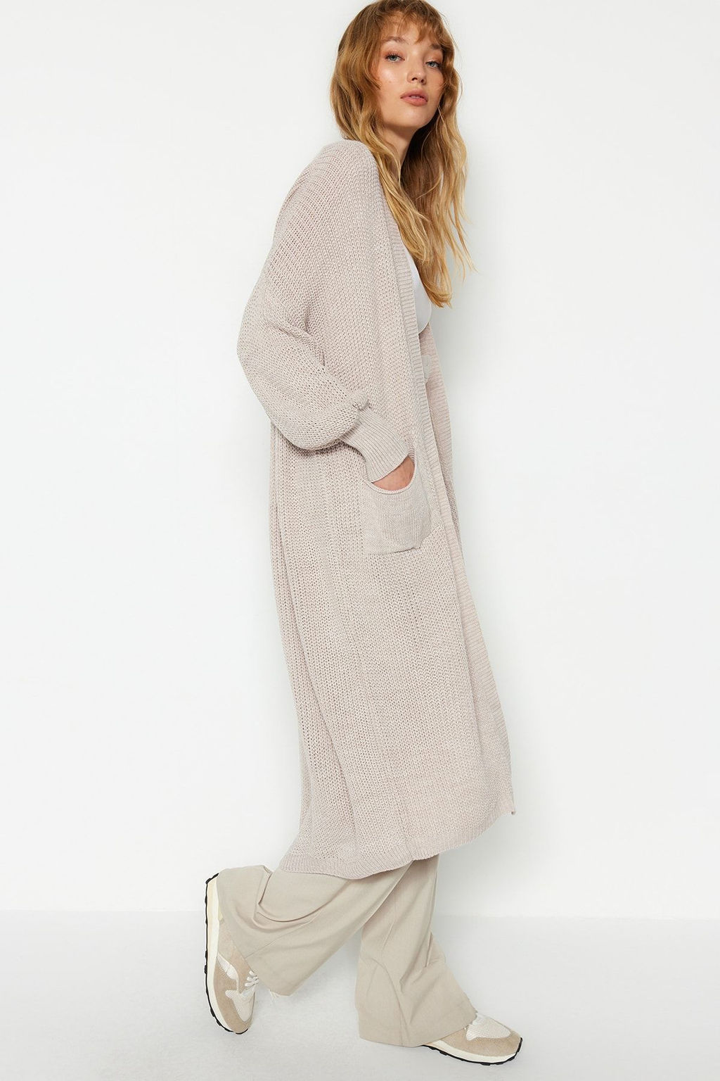 TRENDYOLMILLA Siyah Maxi Basic Triko H?rka TWOAW24HI00096  фото 11