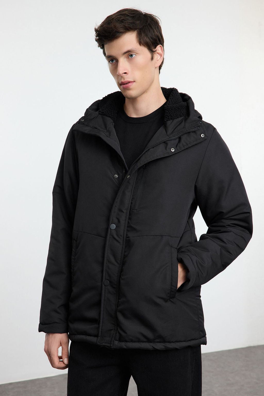 TRENDYOL MAN Siyah Regular Fit K?sl?k Parka Ruzgarl?k Mont TMNAW25MO00032 - Trendyolmilla фото 2