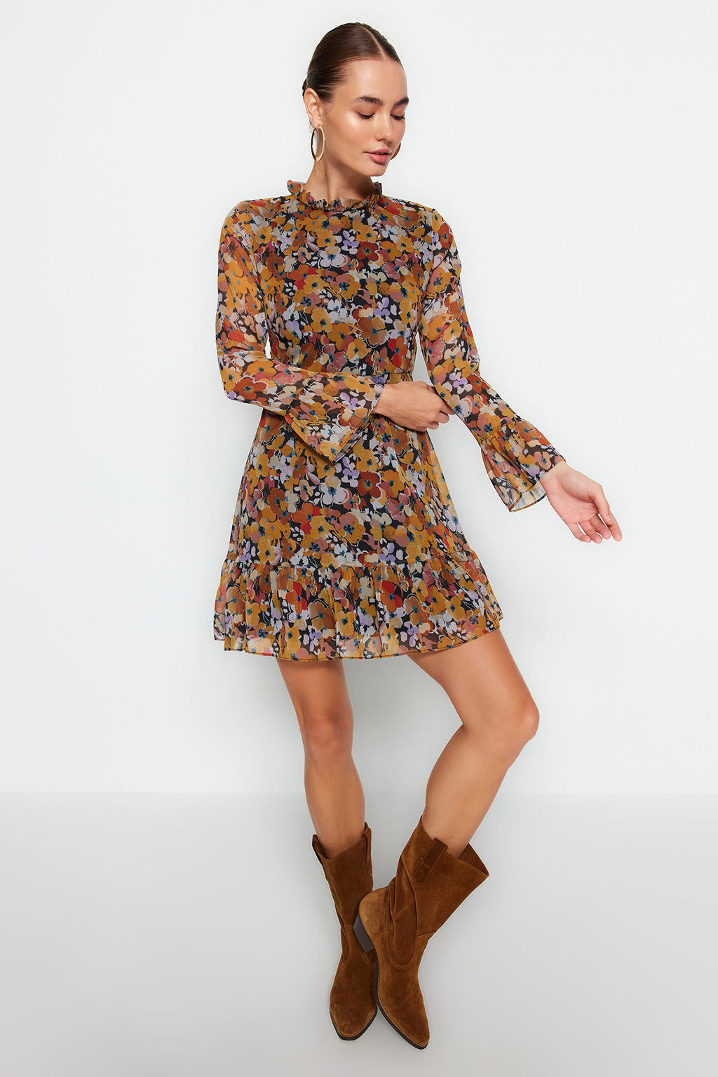 TRENDYOLMILLA Siyah Dik Yaka Dokuma Elbise TCLAW19LJ0076  фото 25