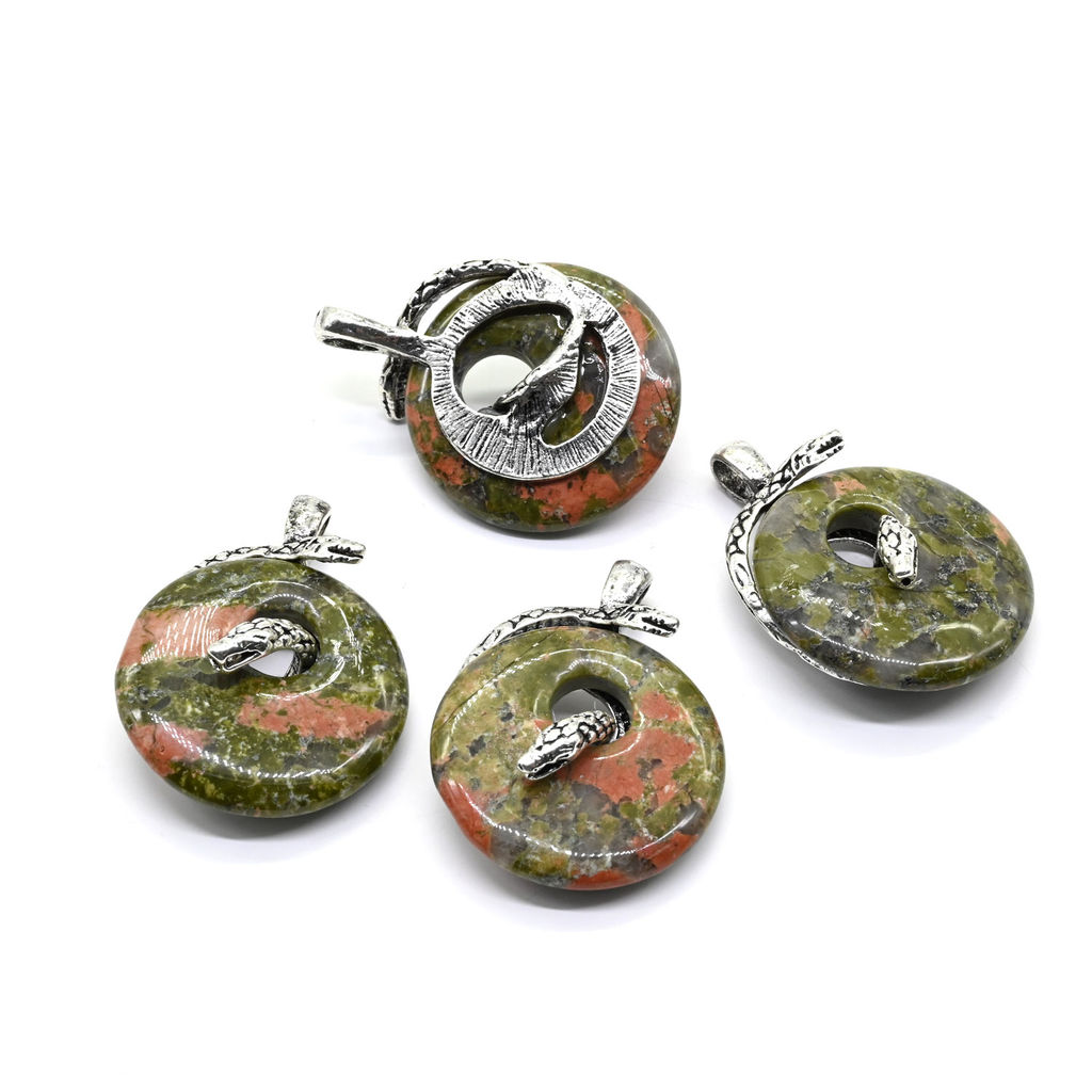 Подвеска с унакитом Змея в кольце 30*40мм