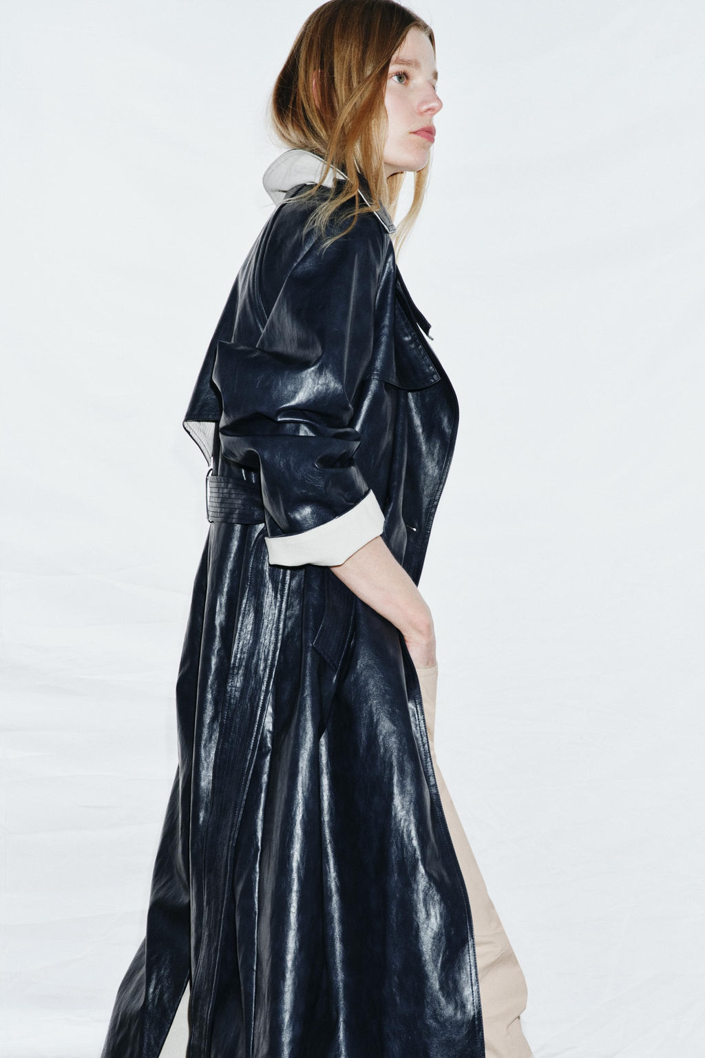 OVERSIZE LEATHER EFFECT TRENCH COAT ZW COLLECTION - Zara фото 13