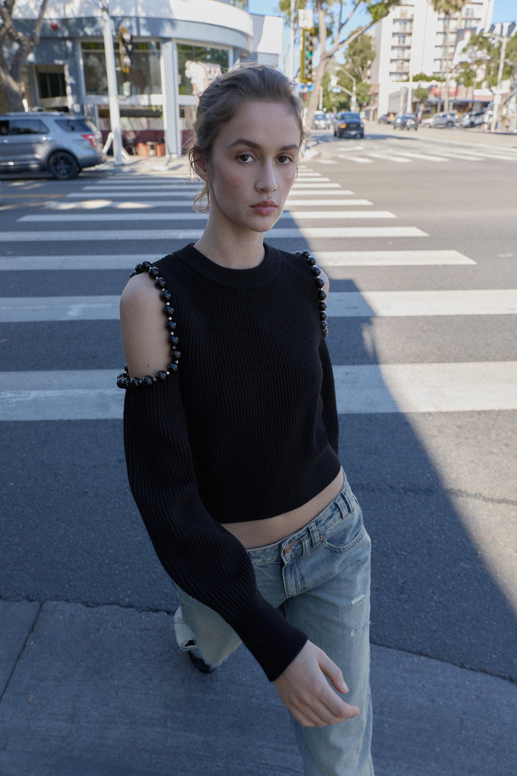 CUT-OUT BALL DETAIL KNIT JUMPER - Zara фото 4