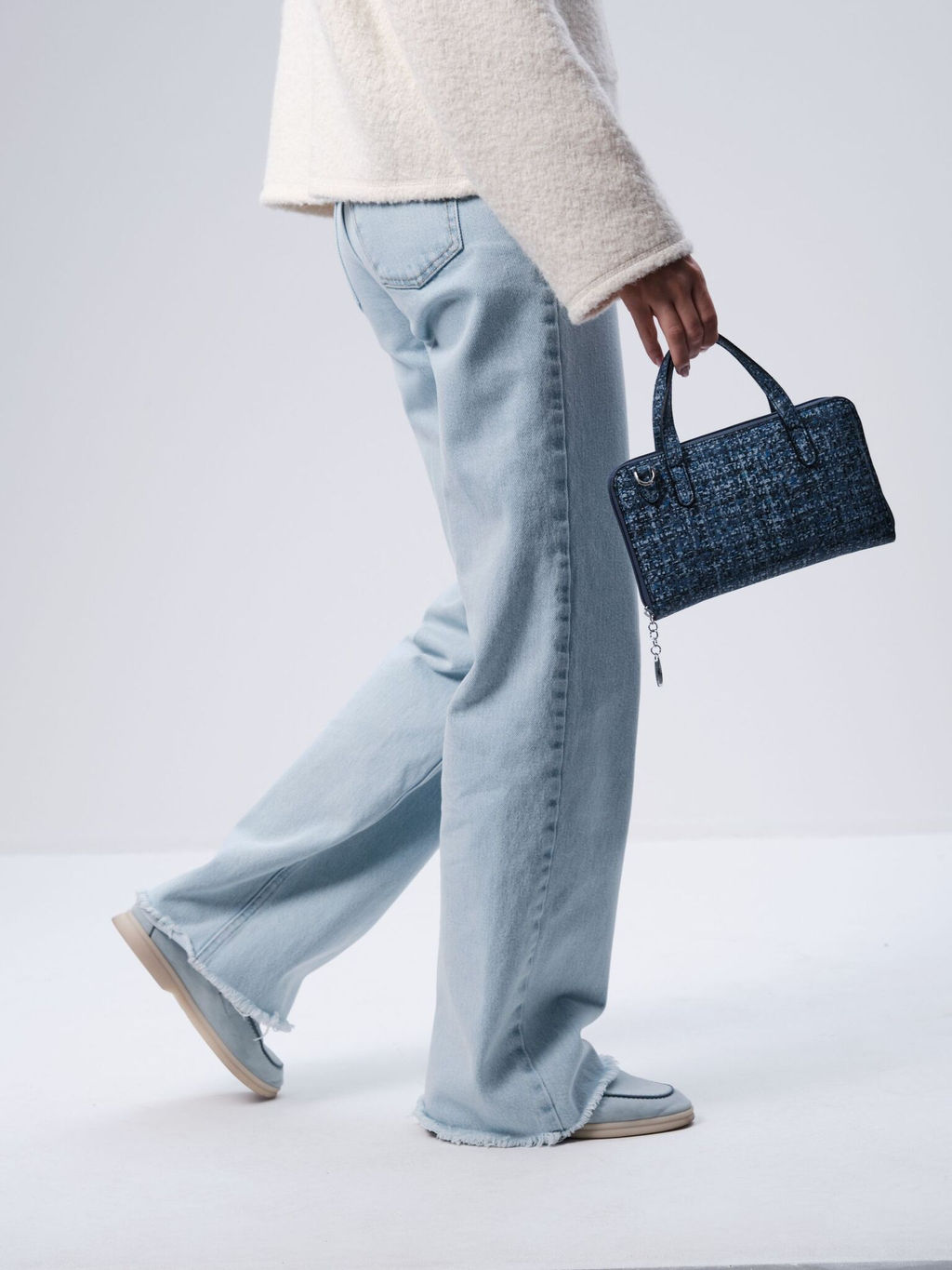 Сумка кожаная Azaro 30850 синий азур