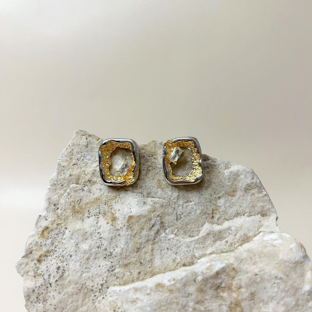 503387520 Серьги-пусеты