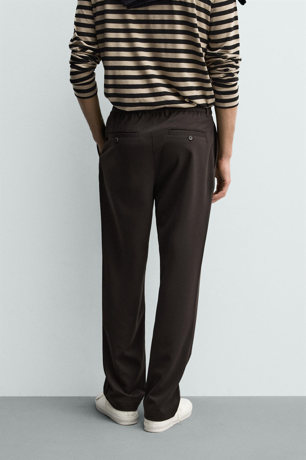 PANTAL?N STRAIGHT FIT CONFORT / Marr?n