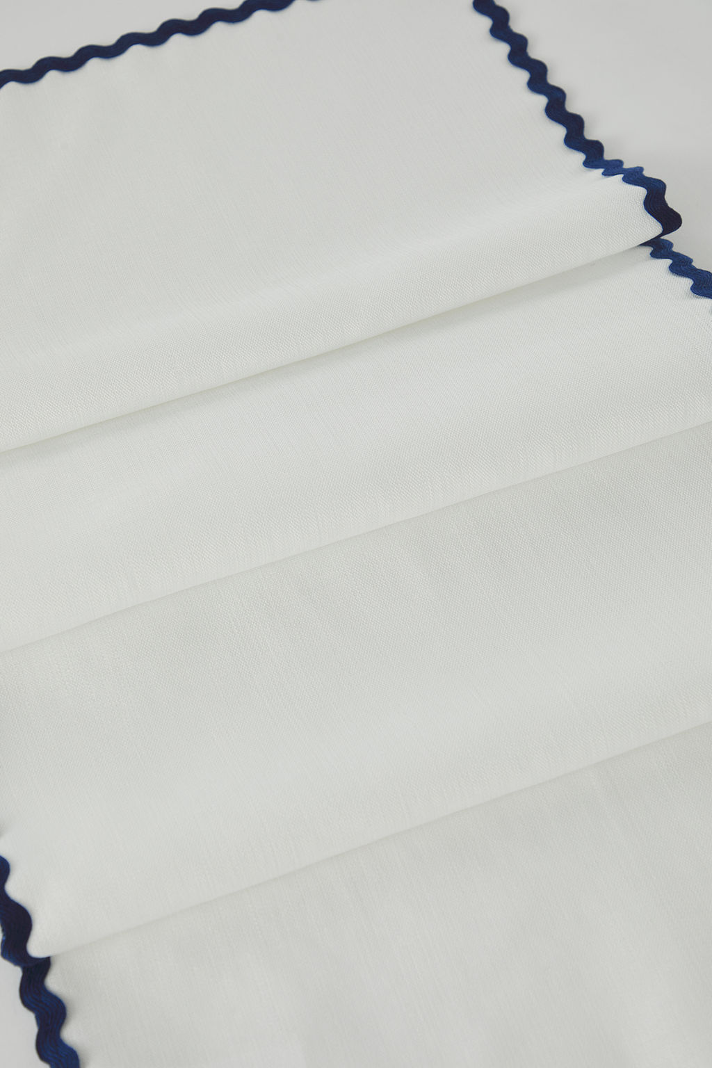 Trendyolmilla Home Lacivert Su Tas? Aksesuarl? Runner 40x140cm TPHSS25RUN00006  фото 3