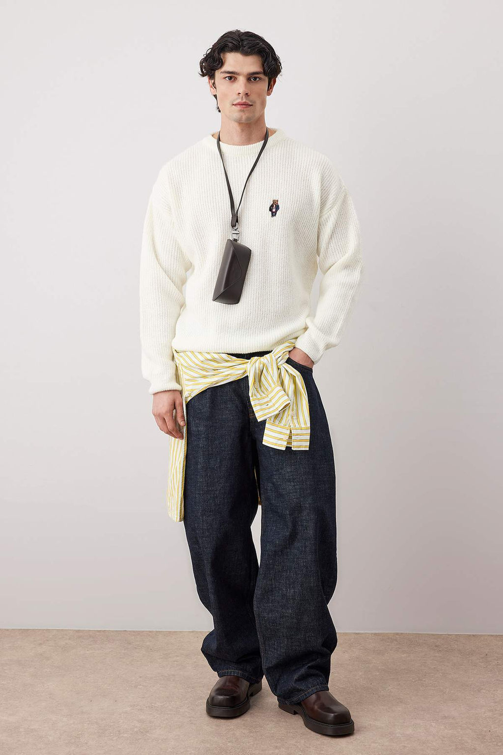 Ekru Oversize/Genis Kesim Bisiklet Yaka Ay? Nak?sl? Kazak TMNAW26KZ00003