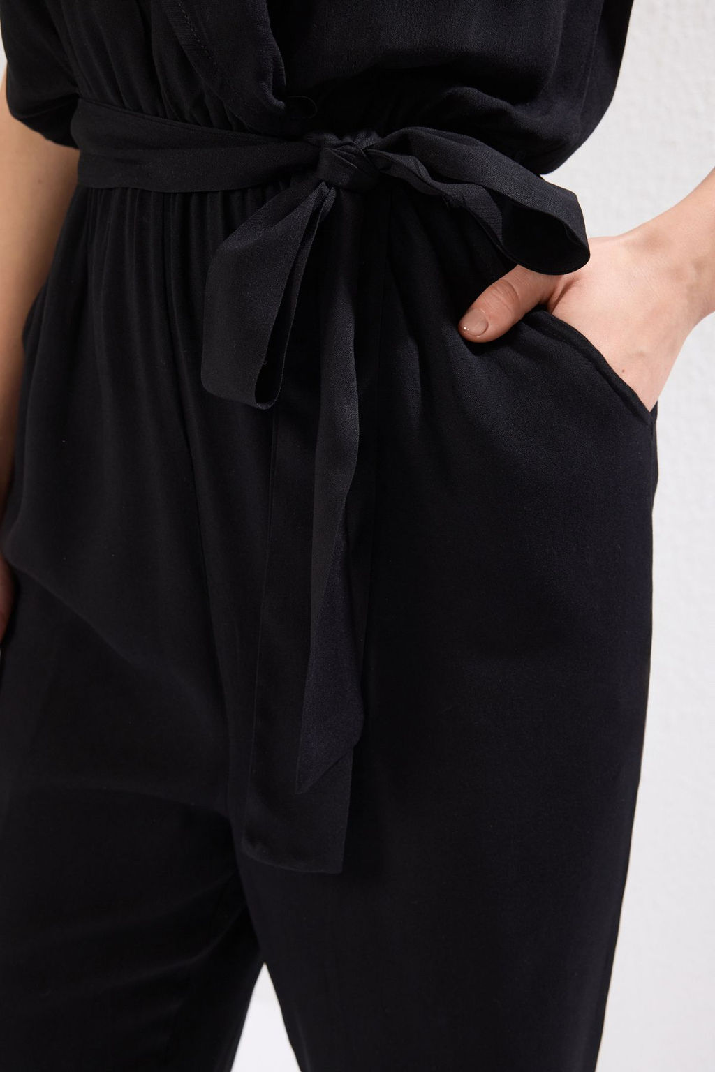 Siyah Kusakl? Dokuma Uzun Dokumlu Tulum TWOSS19LJ0158