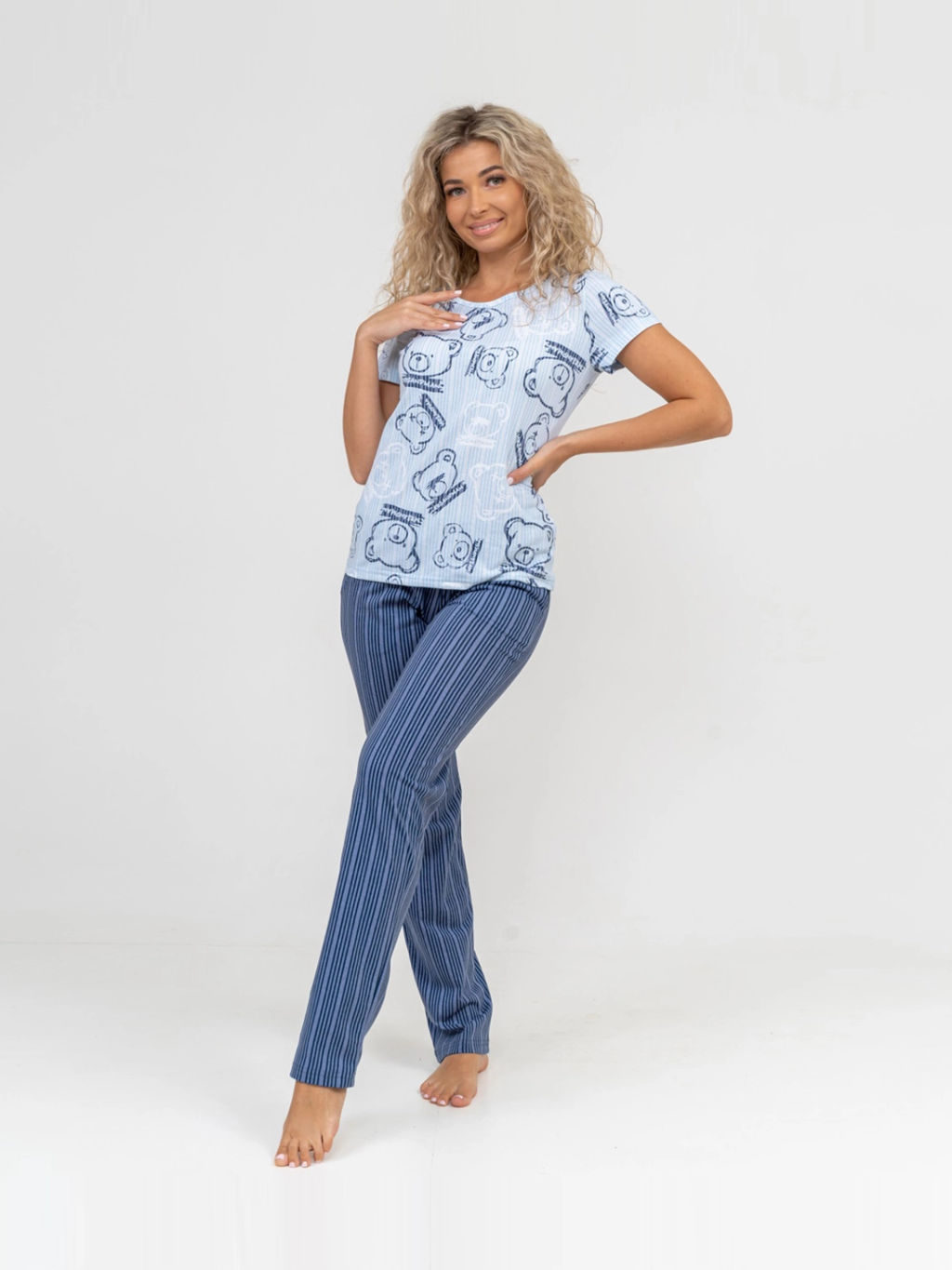 Костюм женский, цвет голубой синий