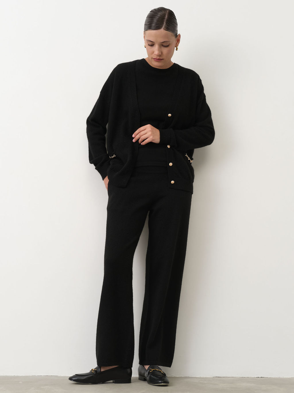 Брюки из пуха яка 05122 черные