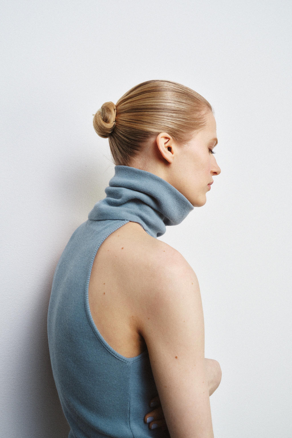 HIGH NECK SLEEVELESS TOP - Zara фото 9