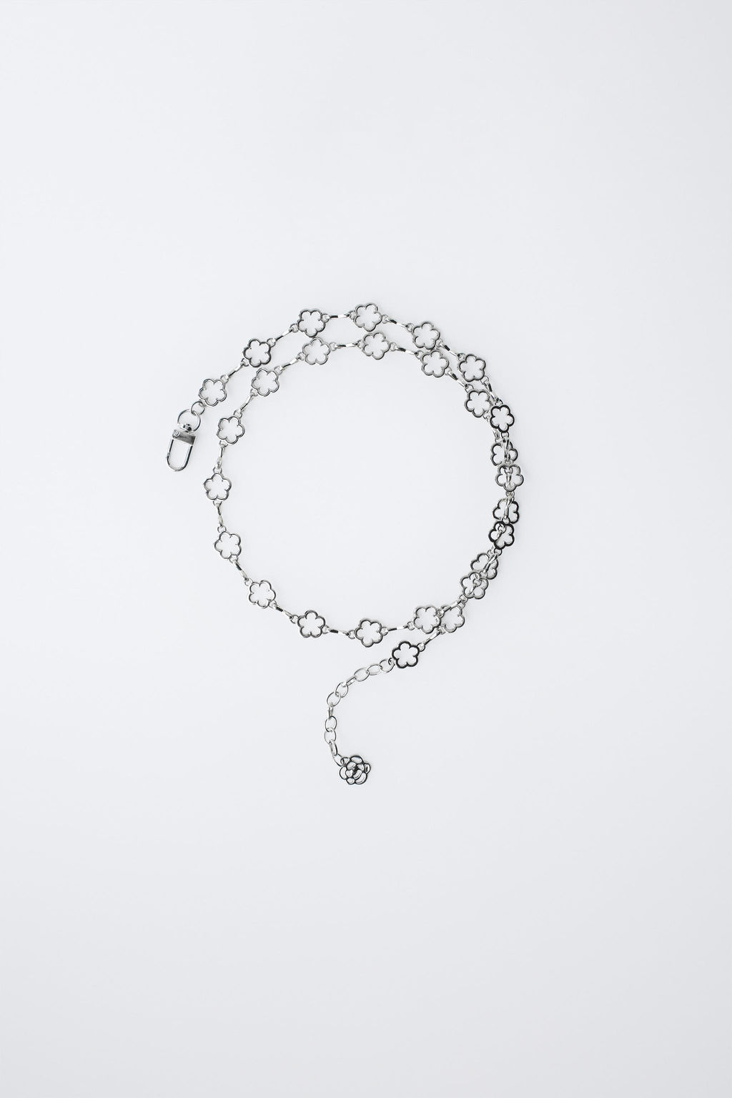 CHAIN BELT WITH FLOWERS