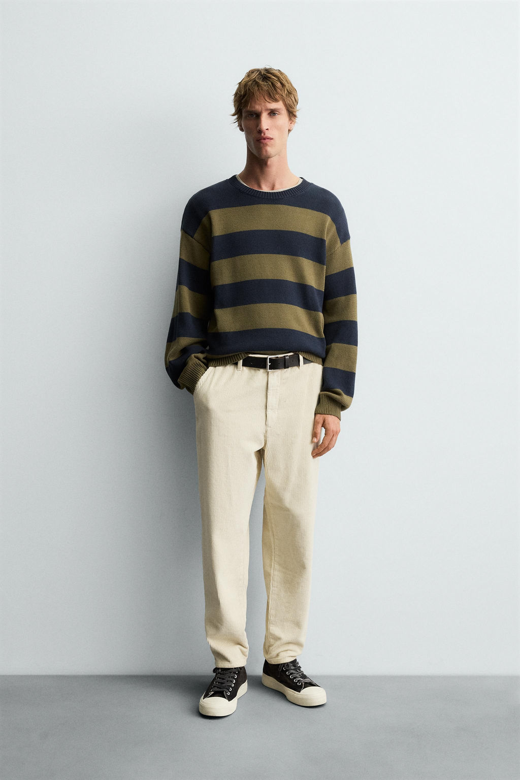 CARROT FIT CORDUROY TROUSERS