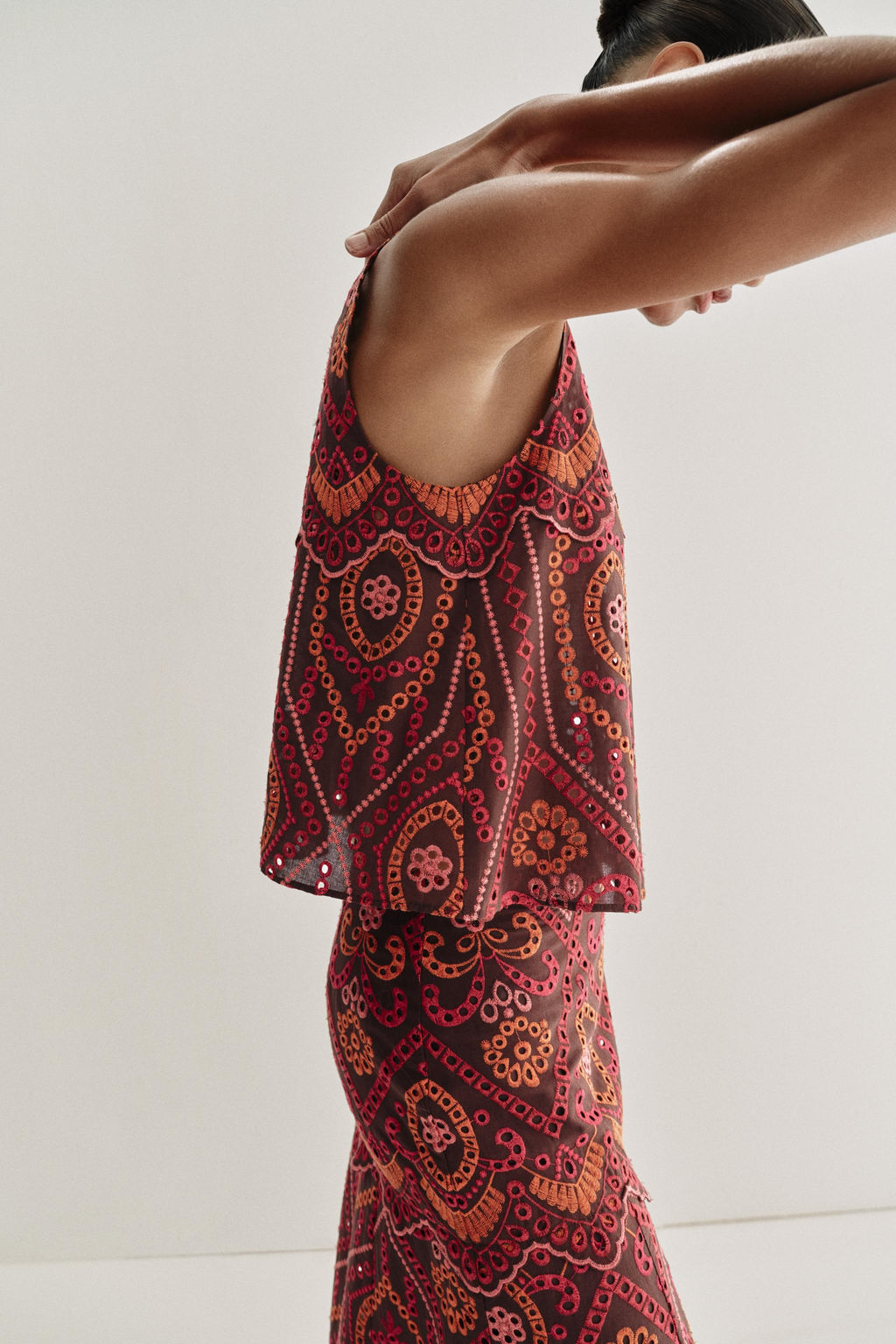 TOP BORDADOS PERFORADOS / Multicolor - Zara фото 4