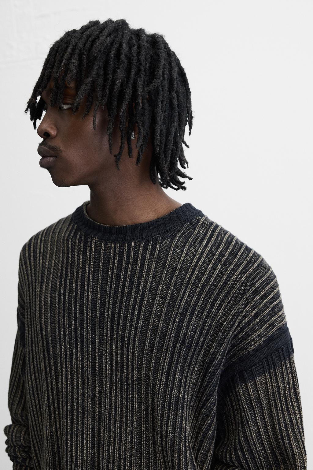 TEXTURED PRINTED SWEATER - Zara фото 5