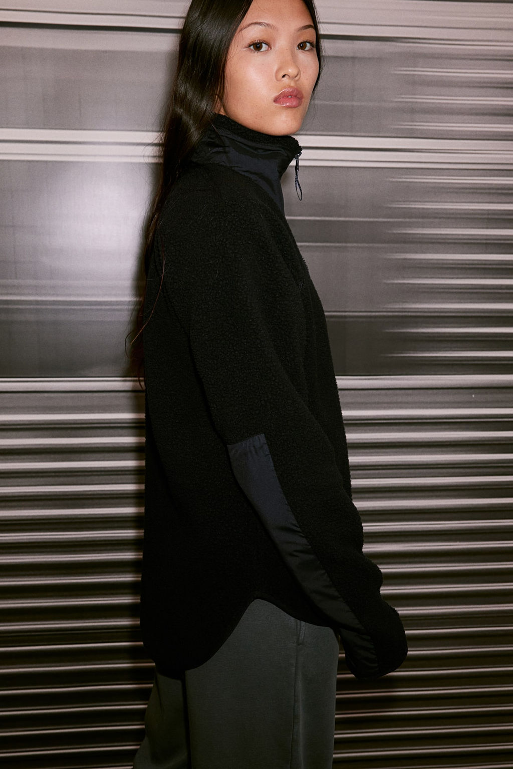 Chaqueta de deporte en borreguito - H&m фото 5