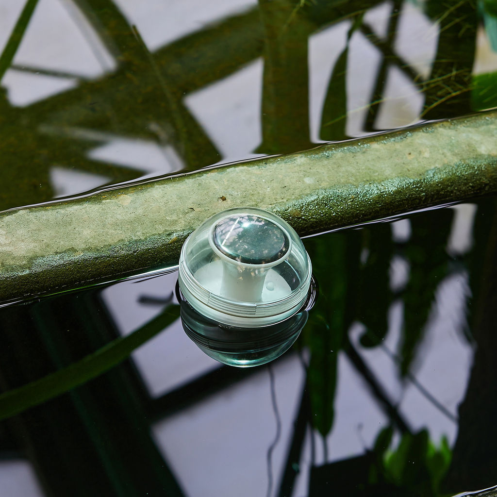 USL-S-824/PT100 POOL LIGHT Садовый светильник на солнечной батарее. Плавающий. 22 светодиода. RGB свет. Белый свет. Теплый белый свет. 1*АA Ni-Mh аккумулятор в/к. IP44. TM Uniel - Volpe фото 11
