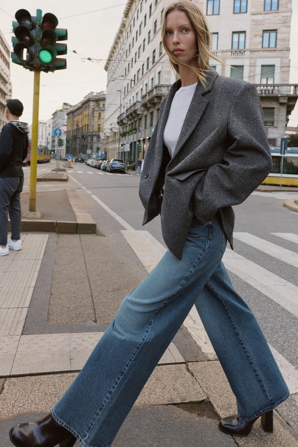 OVERSIZE DOUBLE-BREASTED BLAZER