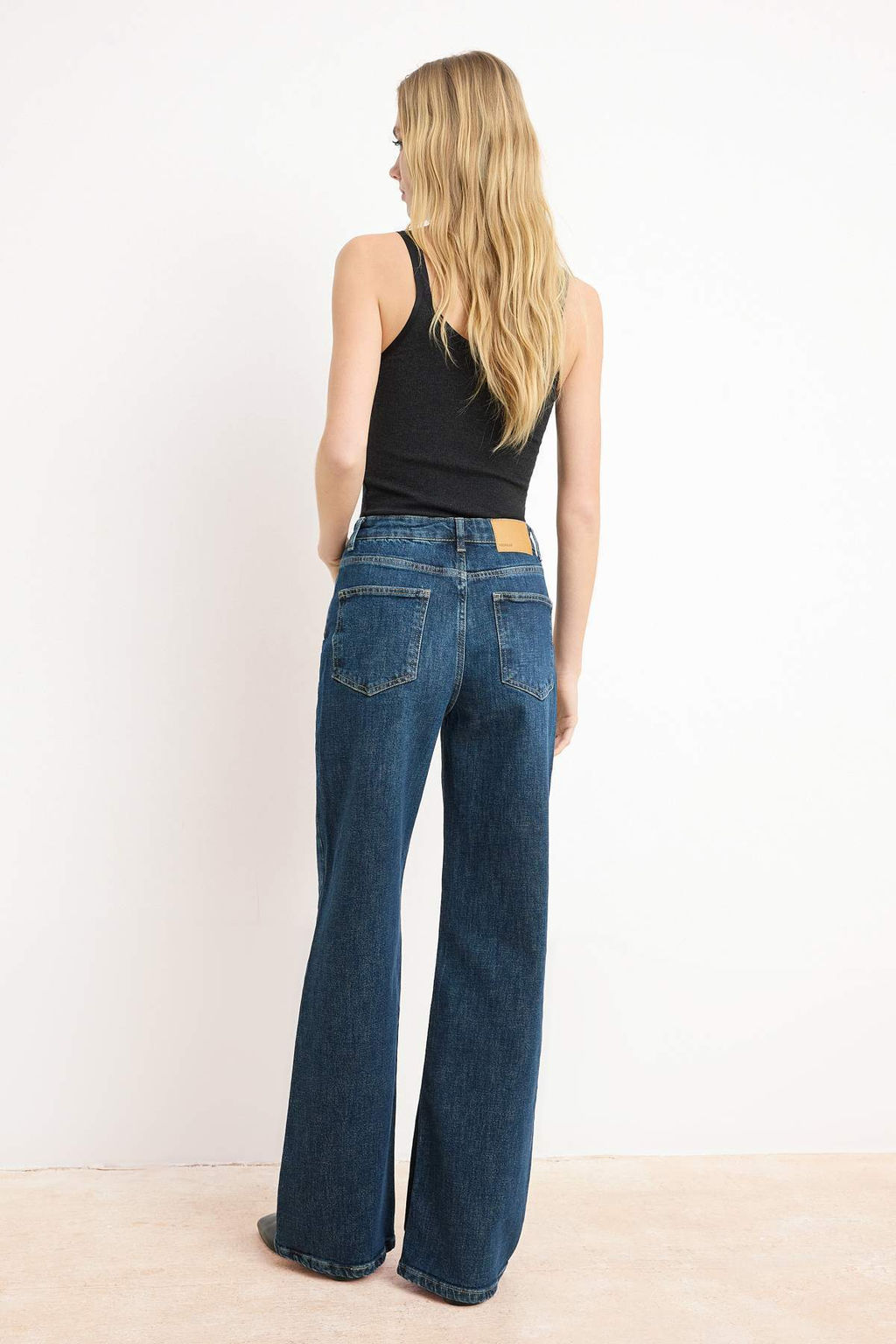 Koyu Mavi Yuksek Bel Az Esnek Wide Leg Genis Paca Jeans TWOSS26JE00153 - Trendyolmilla фото 6