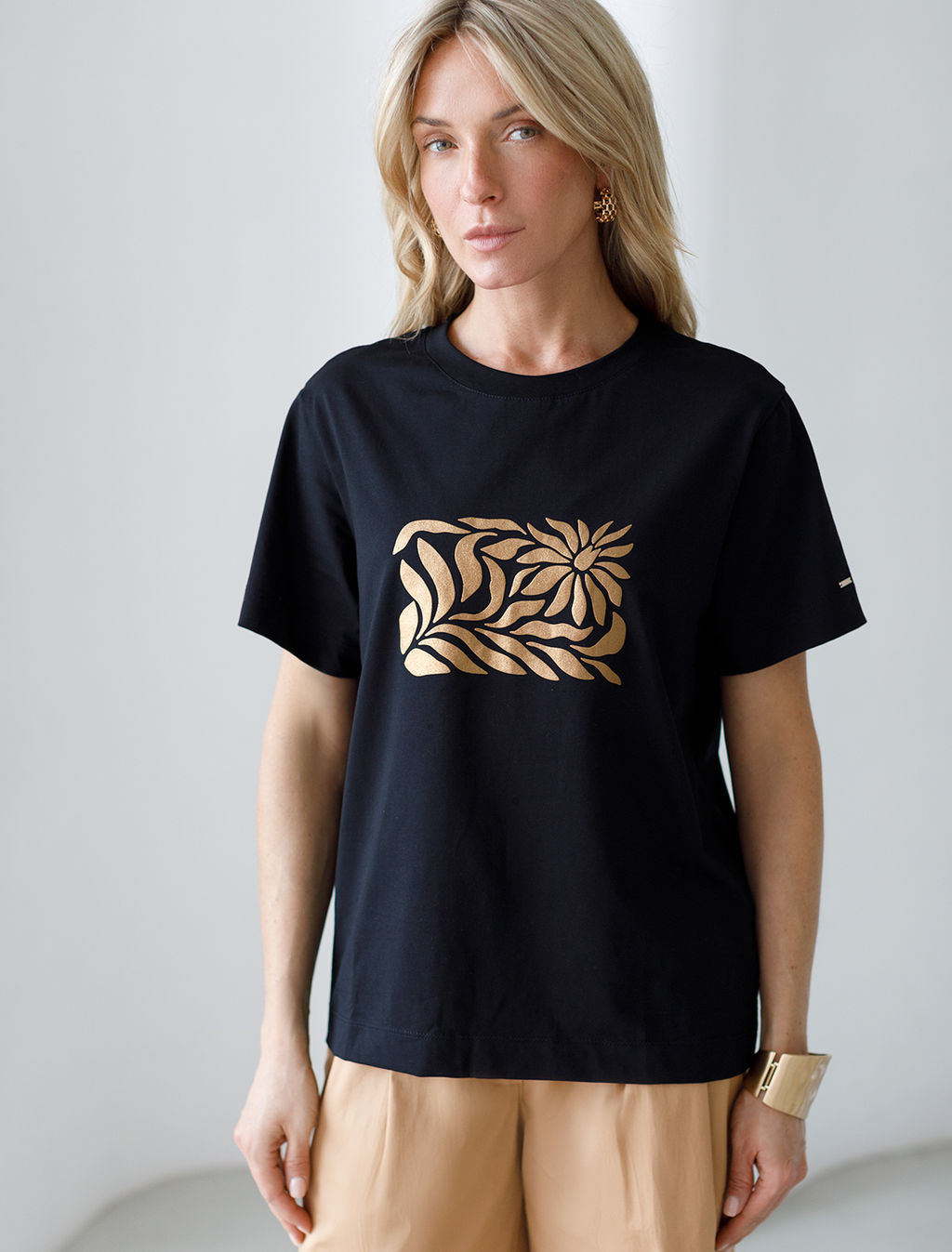 Футболка из премиального хлопка с авторским принтом - Vilatte фото 5