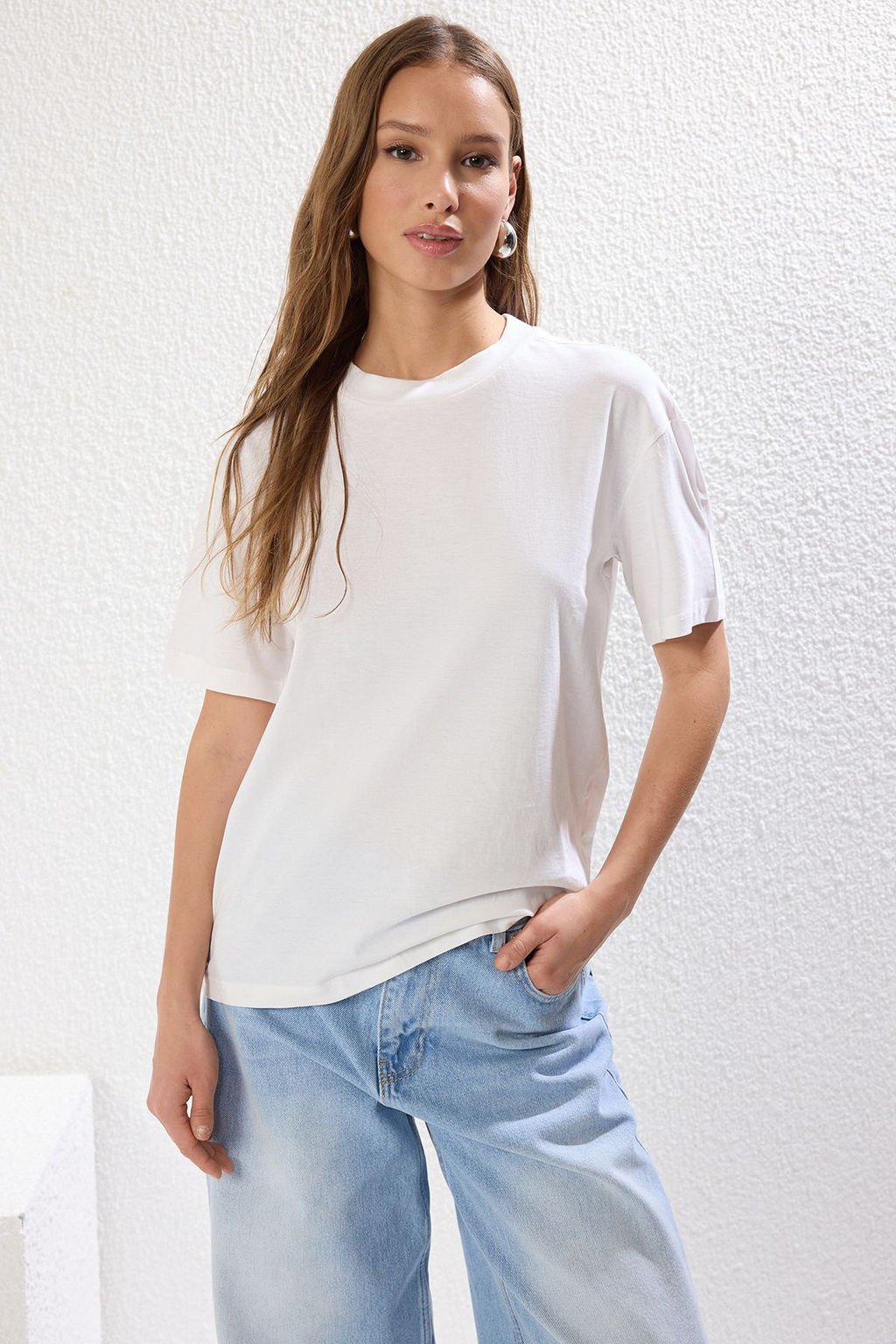 Ekru-Mavi 2li Paket %100 Pamuk Basic Dik Yaka Orme T-Shirt TWOSS20TS1500