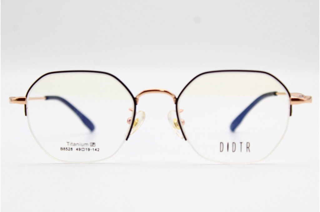 Оправа Didtr Titanium B8528 49-19-142 C4